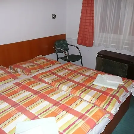 Hotel Touring 2*